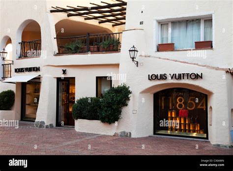 The new Louis Vuitton store in Porto Cervo 